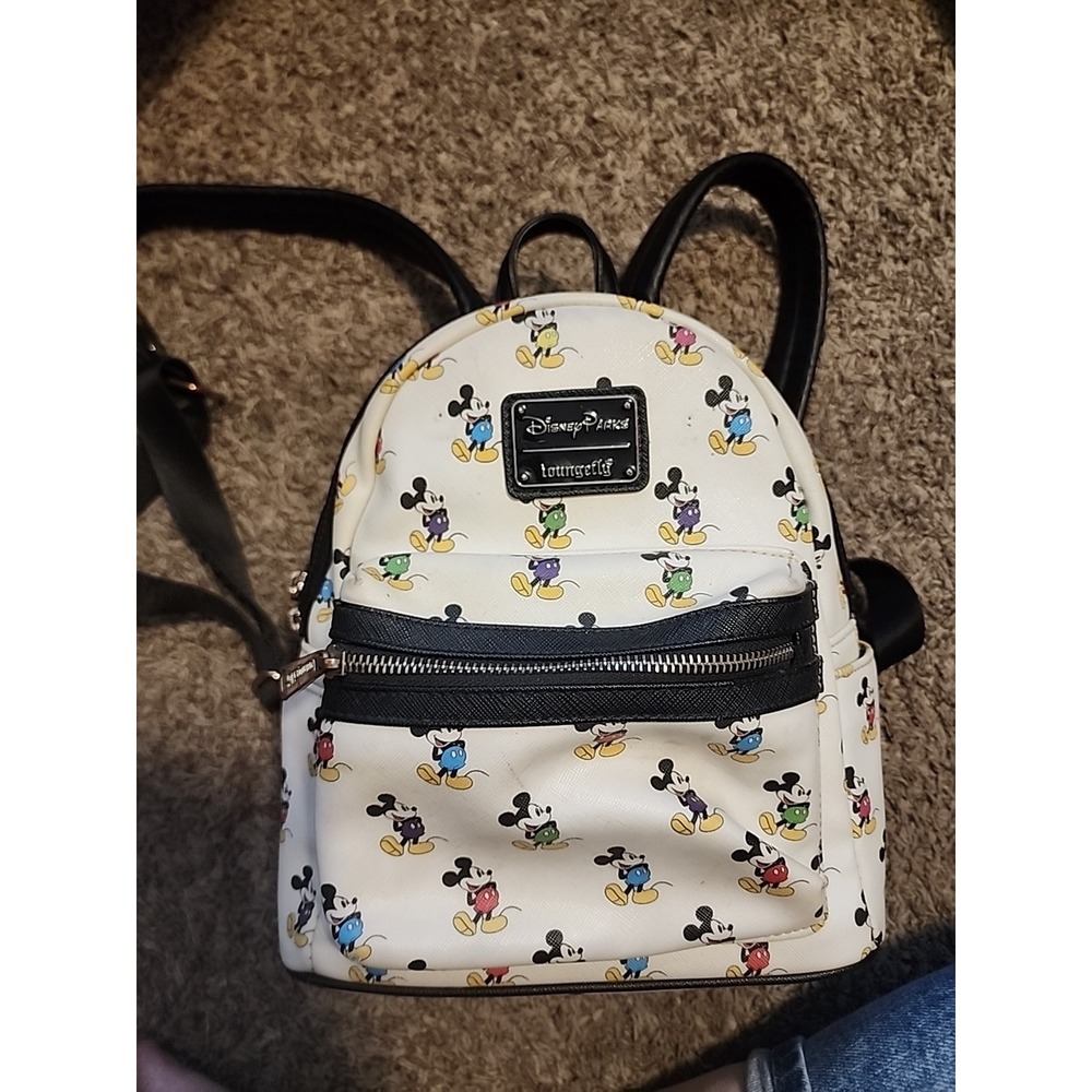 Loungefly- Disney. Mickey Mouse